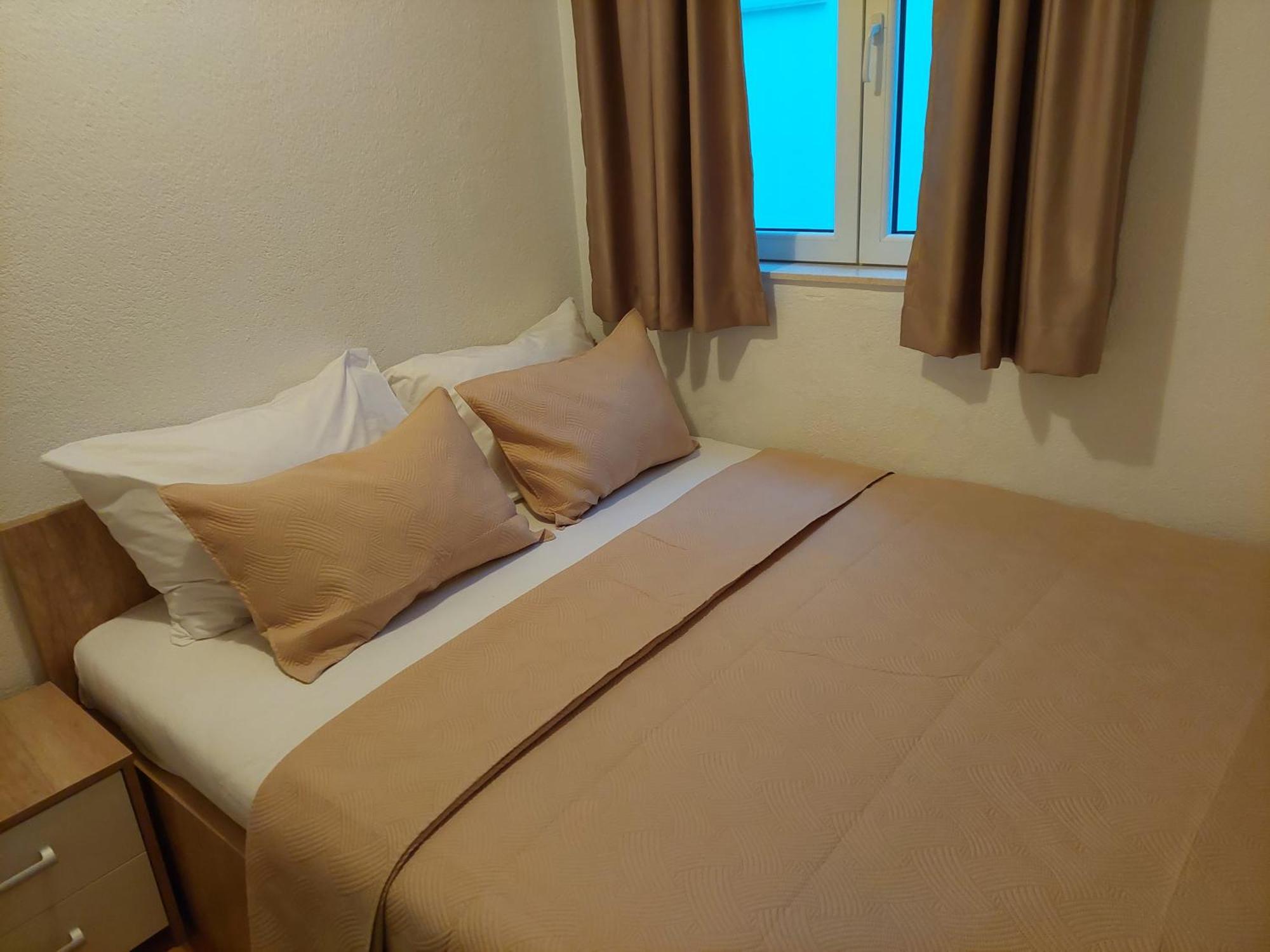 Royal Apartments 内乌姆 外观 照片